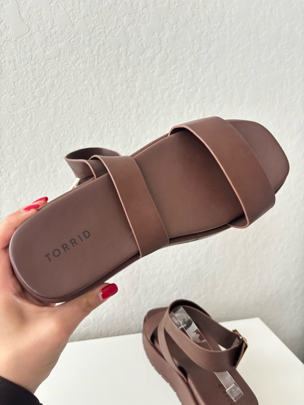 Torrid Buckle Wrap Flatform Sandal 10.5(WW) - Picture 7 of 9